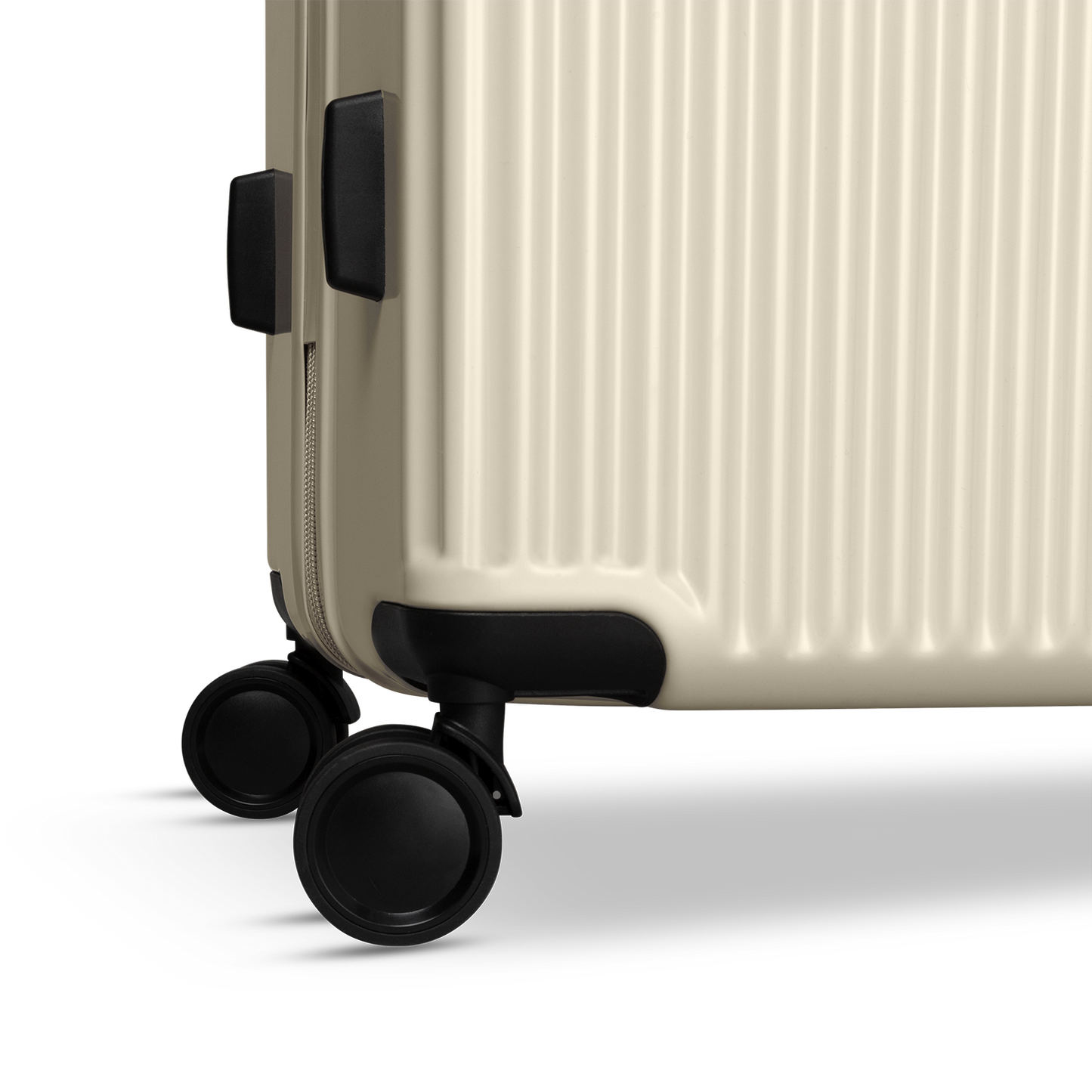 Signature - White Ivory - Reiskoffer (76 cm)